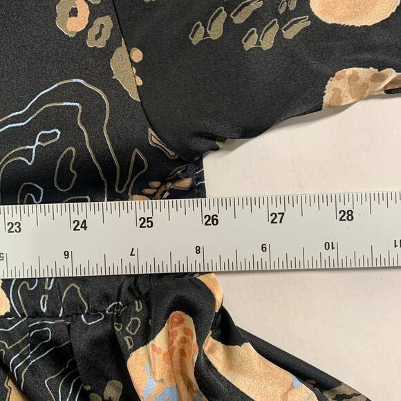 Entro 1X Never Looked Over Tunic Dress In Black Curves Abstract Floral - Picture 6 of 10